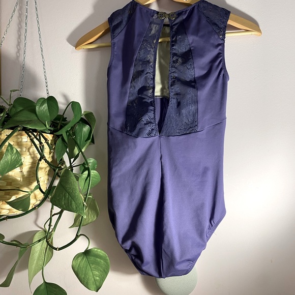 Medium leotard - Picture 2 of 2